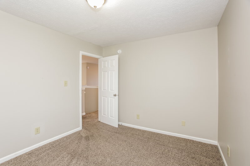 2,125/Mo, 8233 Twin River Dr Indianapolis, IN 46239 Misc View 12