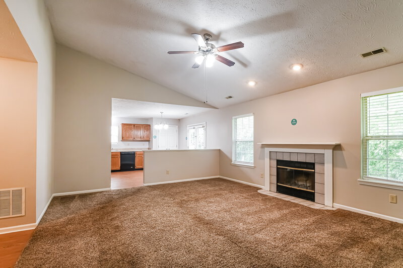 1,765/Mo, 6261 Hazelhatch Dr Indianapolis, IN 46268 Living Room View