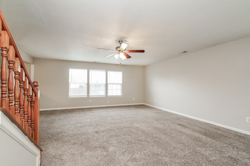 1,975/Mo, 1103 Central Park Blvd N Greenwood, IN 46143 Living Room View 2