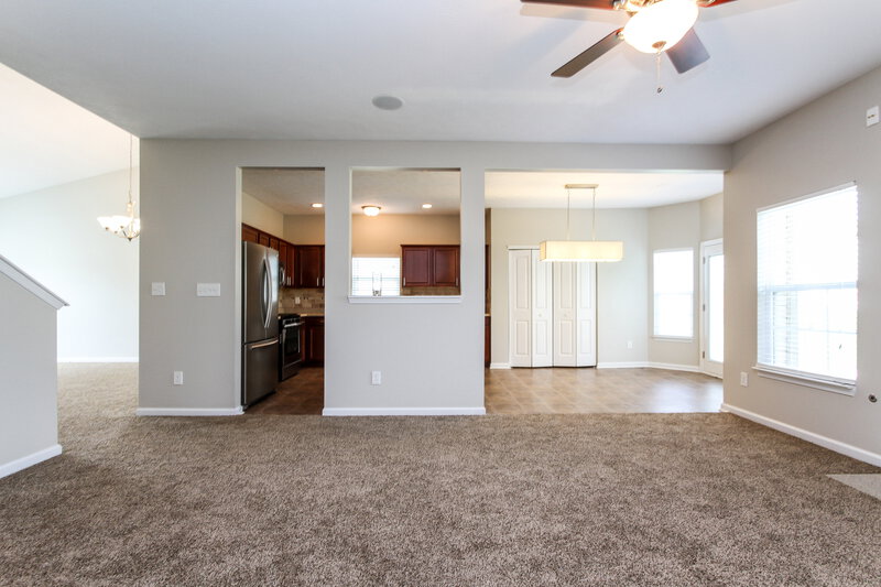 2,145/Mo, 13885 Catalina Dr Fishers, IN 46038 Living Room View 2