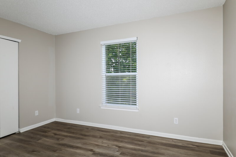 0/Mo, 924 Bentgrass Dr Greenwood, IN 46143 Bedroom View