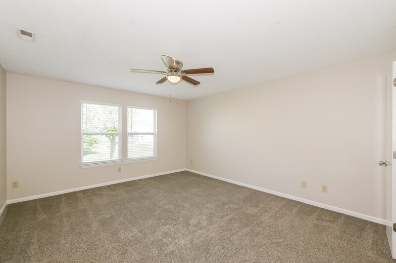 1,725/Mo, 2282 Shadowbrook Dr Plainfield, IN 46168 Main Bedroom View