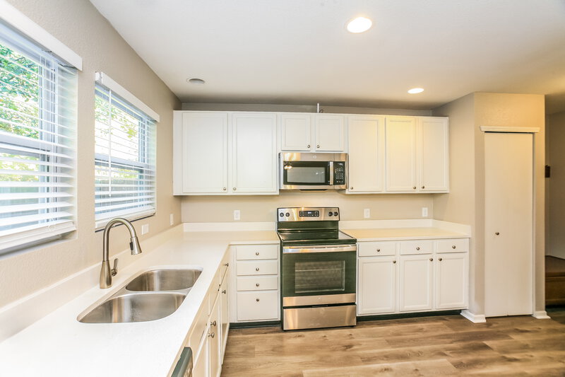 1,630/Mo, 8038 Retreat Ln Indianapolis, IN 46259 Misc View 5