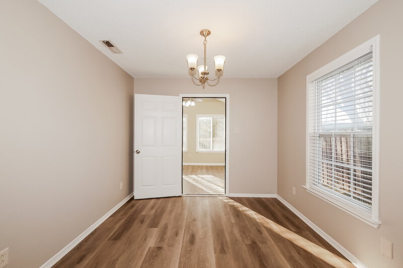 1,755/Mo, 1740 Feather Reed Ln Greenwood, IN 46143 Dining Room View