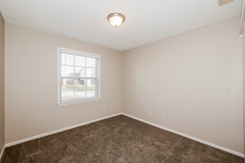 1,755/Mo, 1740 Feather Reed Ln Greenwood, IN 46143 Bedroom View