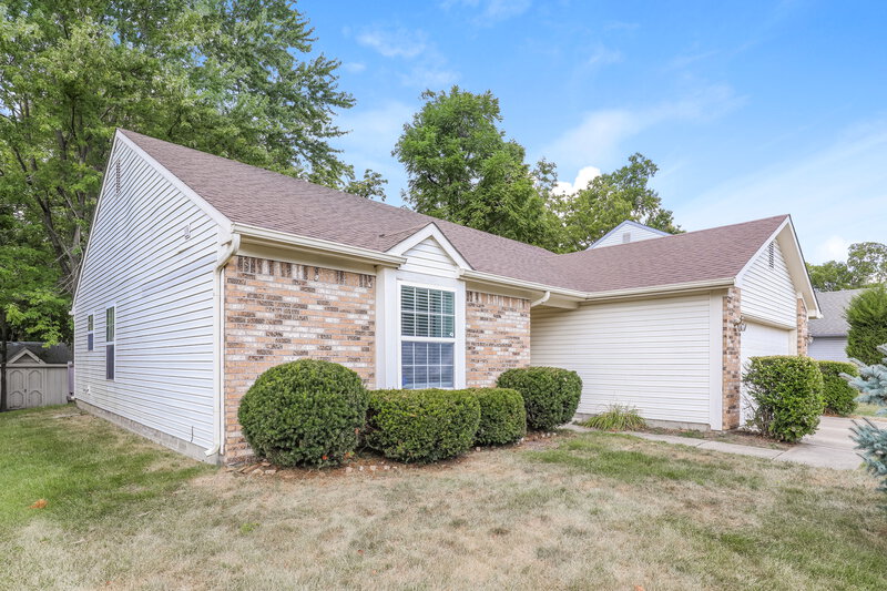 1,730/Mo, 3930 Par Dr Indianapolis, IN 46268 Front View