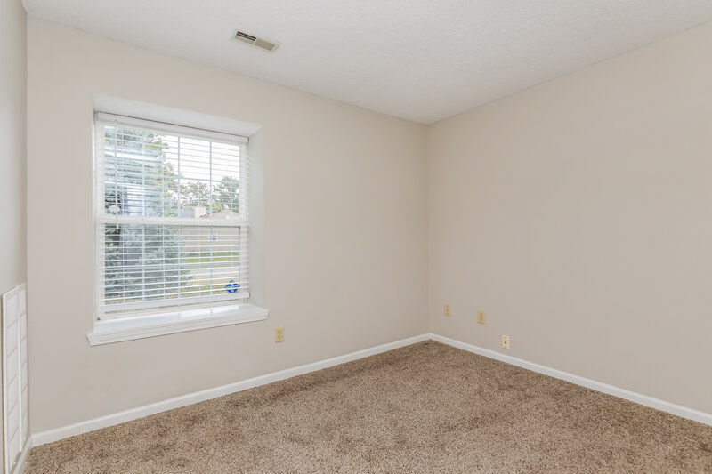 1,730/Mo, 3930 Par Dr Indianapolis, IN 46268 Bedroom View