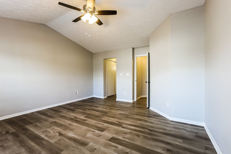 2,115/Mo, 7310 Atmore Dr Indianapolis, IN 46217 Main Bedroom View 2