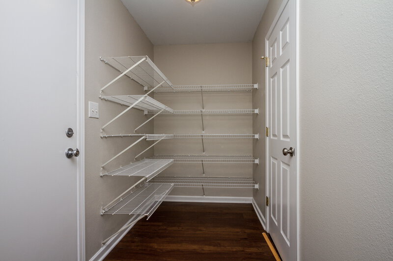 1,640/Mo, 7229 Atmore Dr Indianapolis, IN 46217 Walk In Closet View