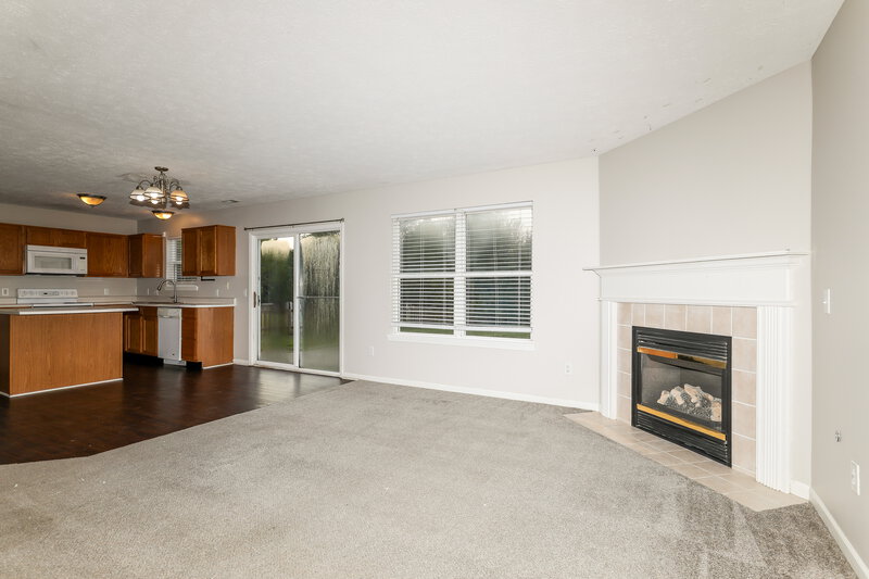 2,130/Mo, 9010 Eiderdown Way Indianapolis, IN 46234 Living Room View 2