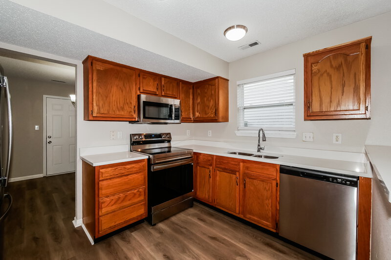 1,830/Mo, 3644 Whistlewood Ln Indianapolis, IN 46239 Kitchen View