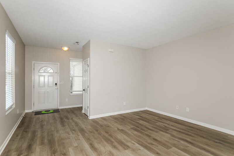 1,750/Mo, 4049 Mossy Bank Rd Indianapolis, IN 46234 Living Room View 2