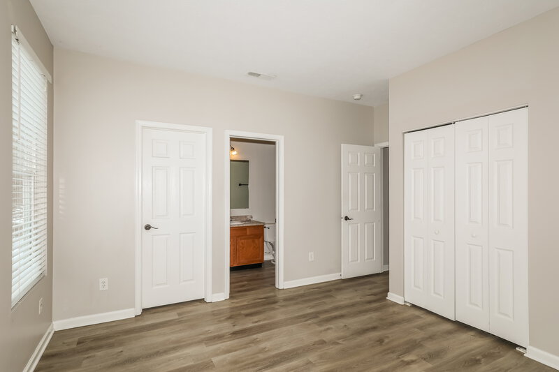 1,750/Mo, 4049 Mossy Bank Rd Indianapolis, IN 46234 Main Bedroom View