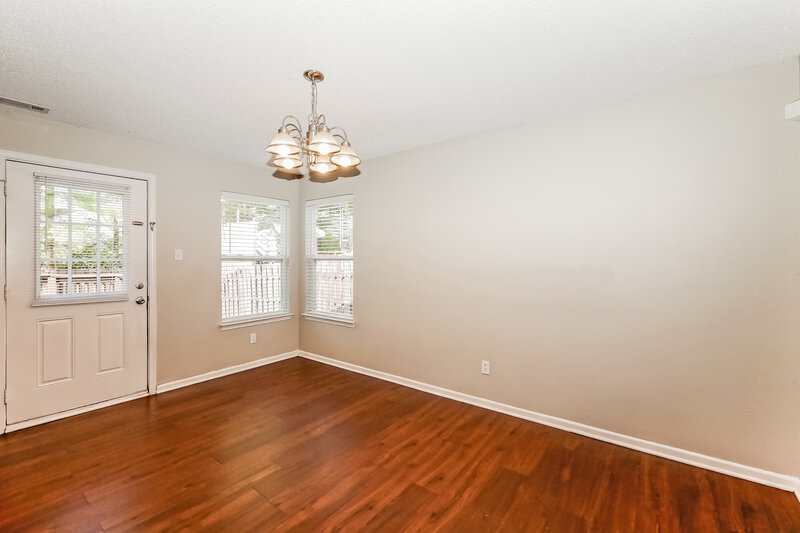 2,400/Mo, 10236 Hatherley Way Fishers, IN 46037 Dining Room View 2