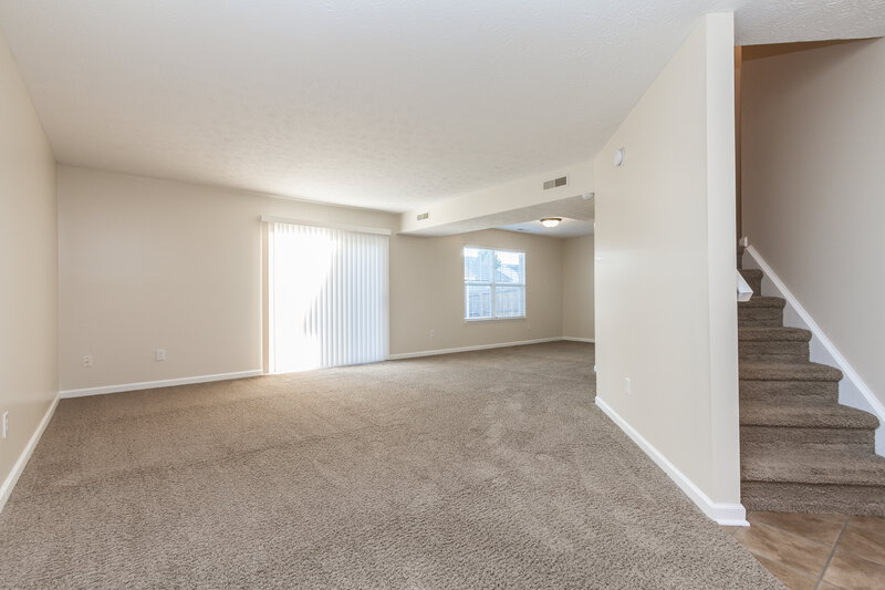 1,830/Mo, 4022 Magnolia Dr Franklin, IN 46131 Living Area View