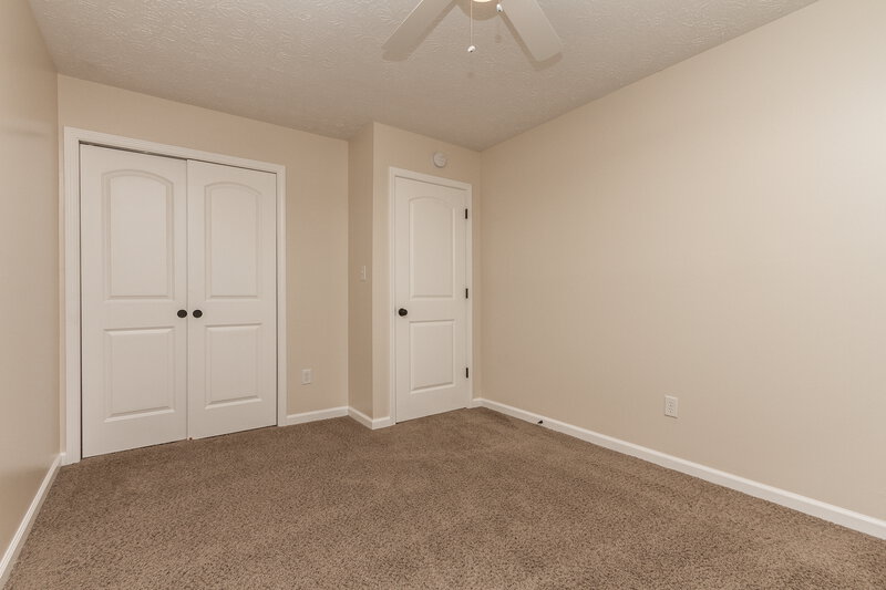 1,830/Mo, 4022 Magnolia Dr Franklin, IN 46131 Bedroom View 3