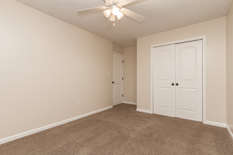 1,830/Mo, 4022 Magnolia Dr Franklin, IN 46131 Bedroom View 4
