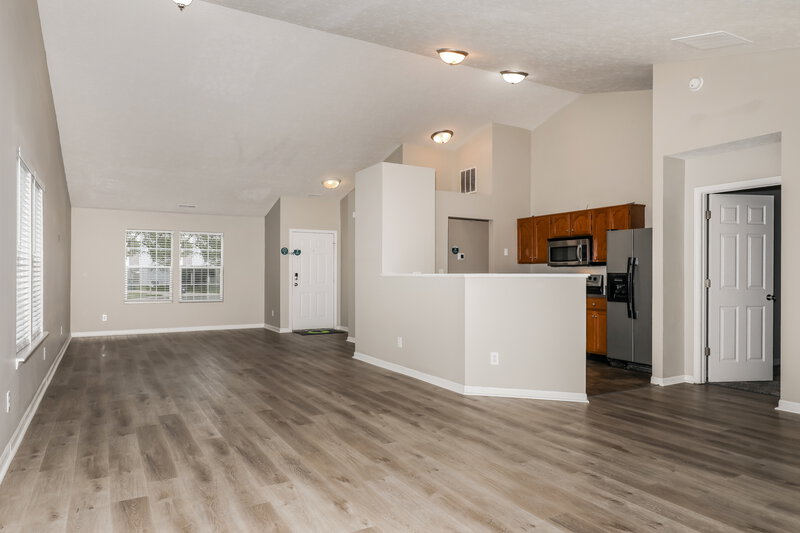 2,800/Mo, 1078 Country Meadow Ct Franklin, IN 46131 Dining Room View 2