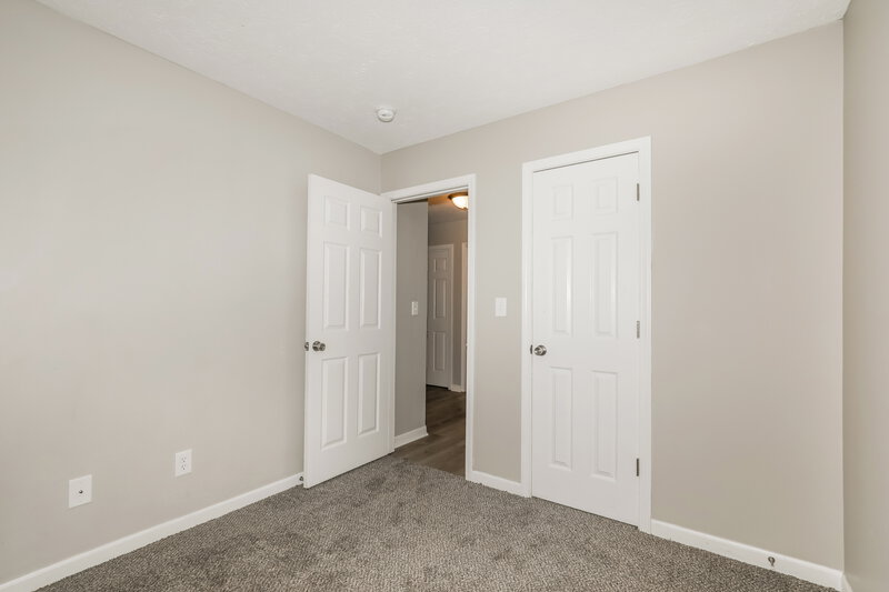 2,800/Mo, 1078 Country Meadow Ct Franklin, IN 46131 Bedroom View 3