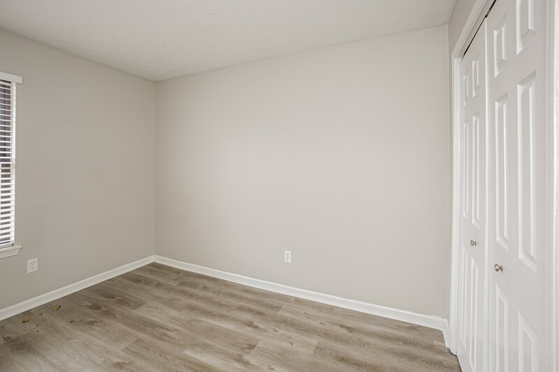 1,705/Mo, 5040 Harpers Ln Indianapolis, IN 46268 Bedroom View 3