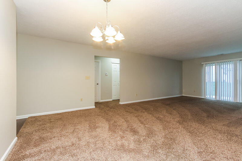1,510/Mo, 5934 Prairie Creek Dr Indianapolis, IN 46254 Dining Room View 2
