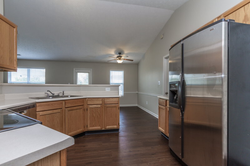 1,420/Mo, 2527 Gadwall Cir Indianapolis, IN 46234 Kitchen View