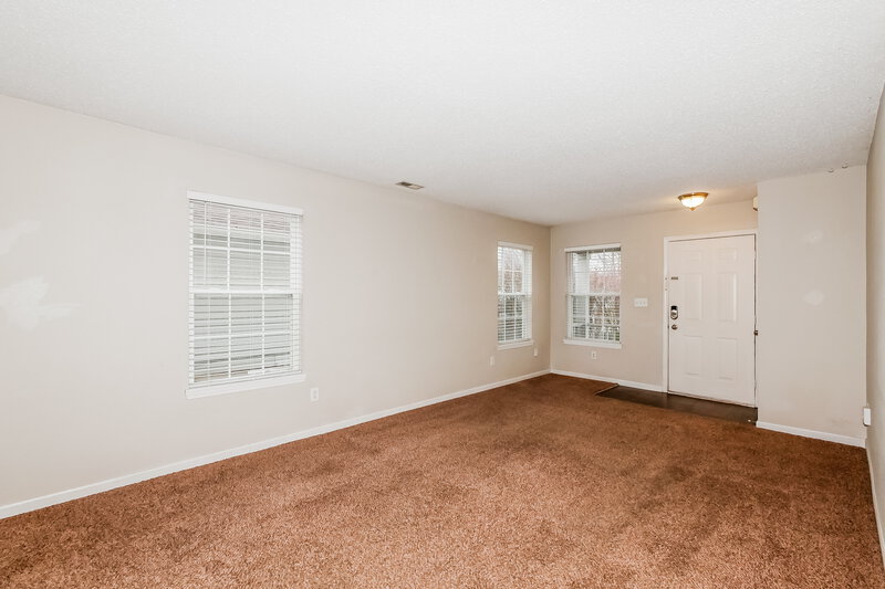 2,620/Mo, 15469 Fawn Meadow Dr Noblesville, IN 46060 Living Room View