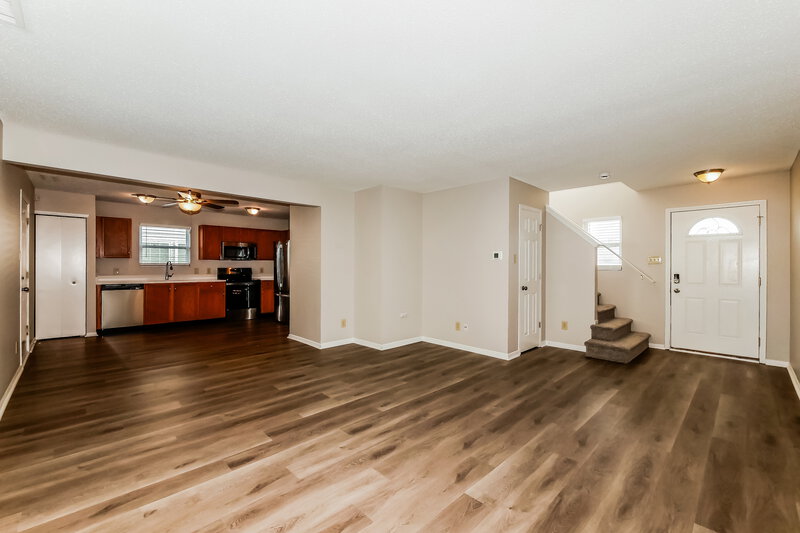 1,645/Mo, 8036 States Bend Dr Indianapolis, IN 46239 Dining Room View