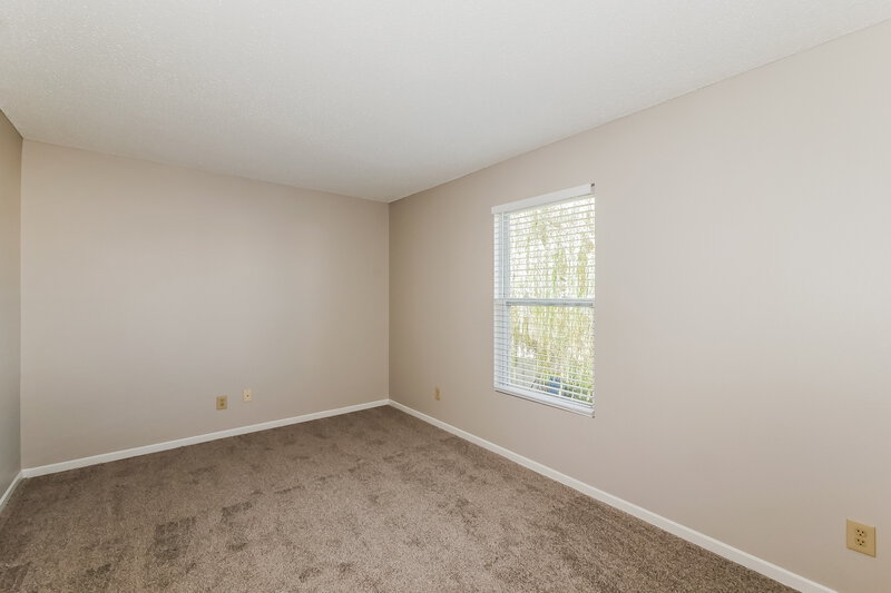 1,645/Mo, 8036 States Bend Dr Indianapolis, IN 46239 Main Bedroom View 2