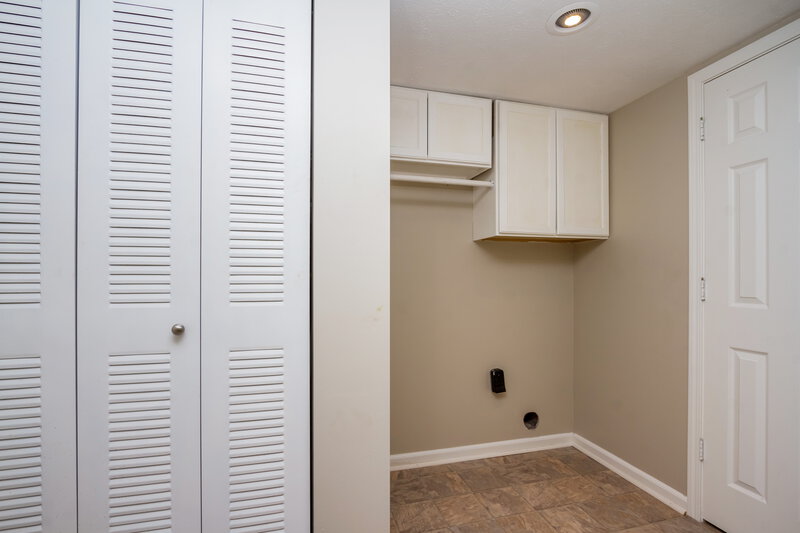 1,710/Mo, 7074 N Laredo Dr McCordsville, IN 46055 Laundry Room View