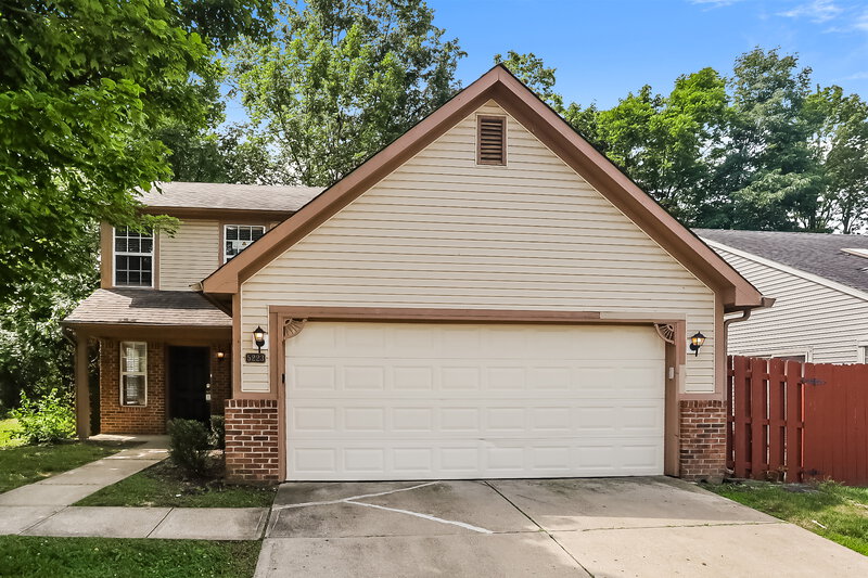 1,900/Mo, 5223 Pin Oak Dr Indianapolis, IN 46254 External View