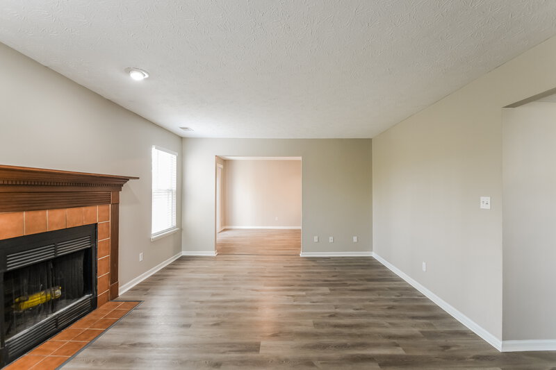 2,090/Mo, 5223 Pin Oak Dr Indianapolis, IN 46254 Misc View 4