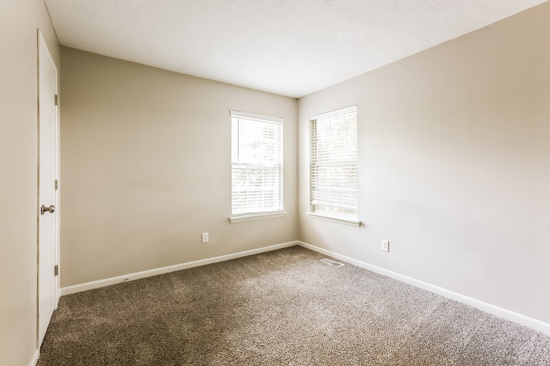 1,900/Mo, 5223 Pin Oak Dr Indianapolis, IN 46254 Misc View 13