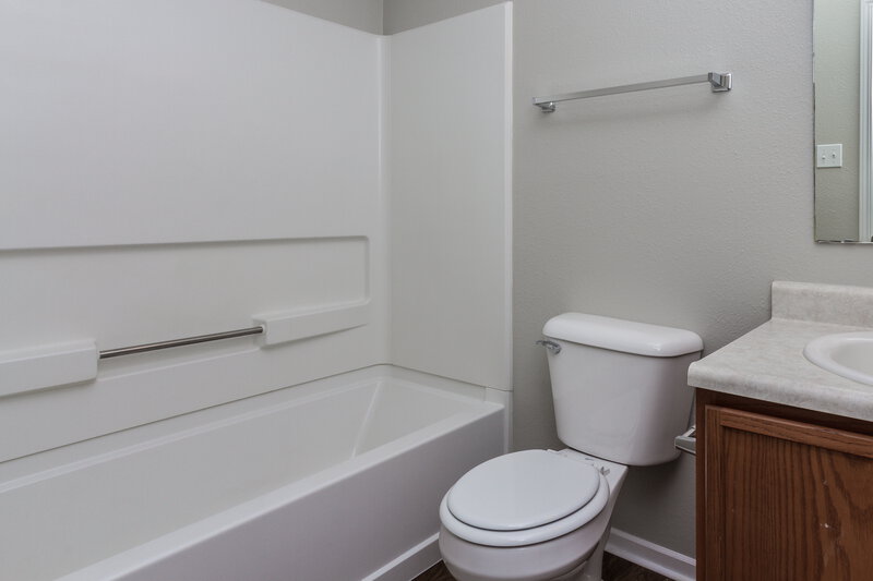 2,310/Mo, 8616 Bluff Point Way Camby, IN 46113 Bathroom View 2