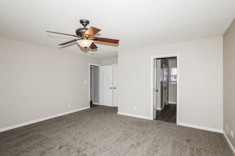 2,070/Mo, 1540 Round Lake Ct Lebanon, IN 46052 Main Bedroom View 2