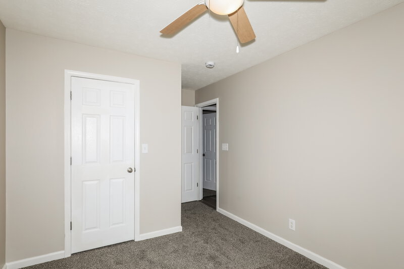 2,070/Mo, 1540 Round Lake Ct Lebanon, IN 46052 Bedroom View 2