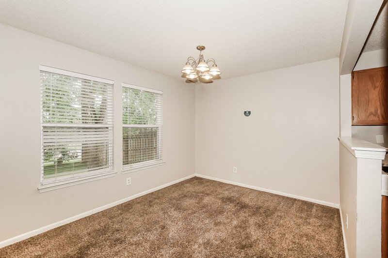 1,920/Mo, 441 Overland Dr Greenwood, IN 46143 Dining Room View