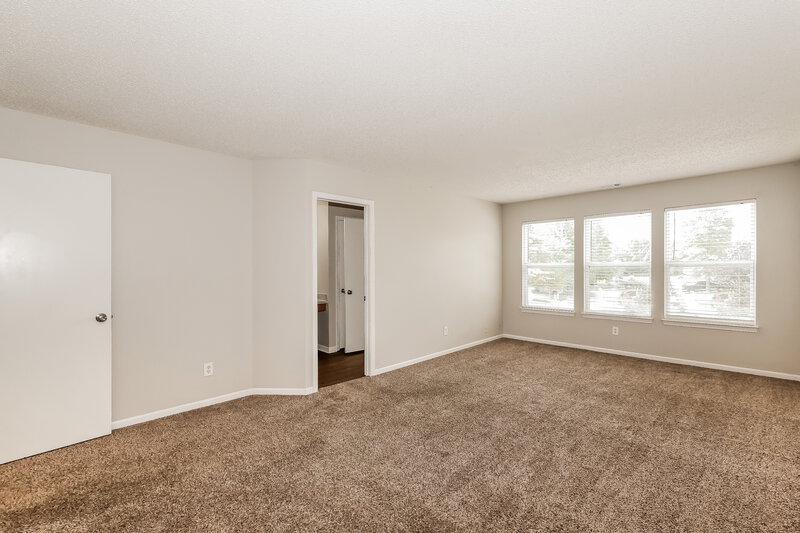 1,920/Mo, 441 Overland Dr Greenwood, IN 46143 Main Bedroom View 2