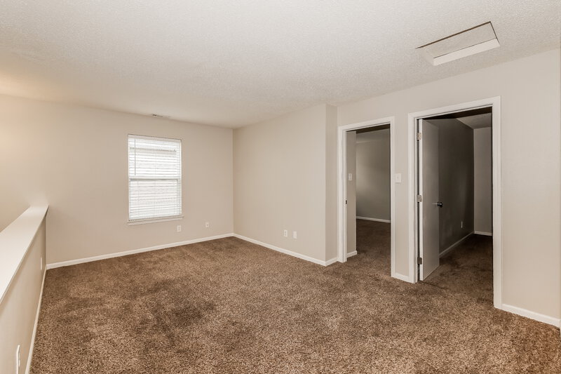 1,920/Mo, 441 Overland Dr Greenwood, IN 46143 Loft View 2
