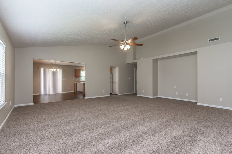 2,390/Mo, 1633 Orchestra Way Indianapolis, IN 46231 Living Area View 2