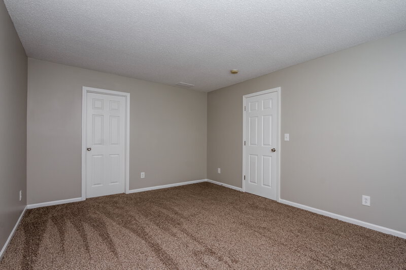 1,585/Mo, 1516 Quinlan Ct Indianapolis, IN 46217 Master Bedroom View 2