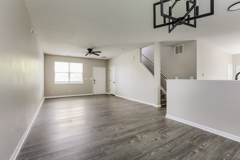 2,045/Mo, 8006 Ithaca Way Indianapolis, IN 46239 Living Room View