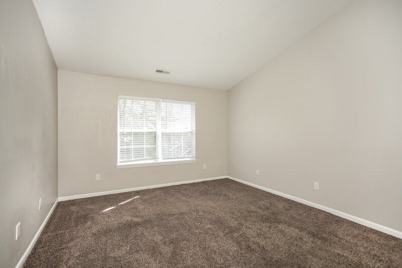 1,910/Mo, 12044 Pepperwood Dr Indianapolis, IN 46236 Main Bedroom View
