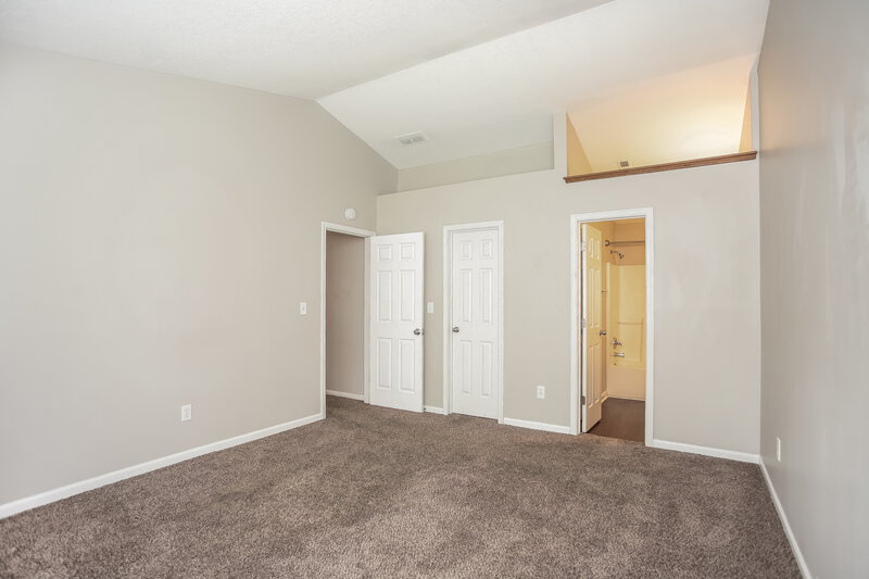 1,910/Mo, 12044 Pepperwood Dr Indianapolis, IN 46236 Main Bedroom View 2