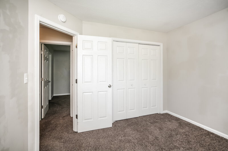 1,910/Mo, 12044 Pepperwood Dr Indianapolis, IN 46236 Bedroom View