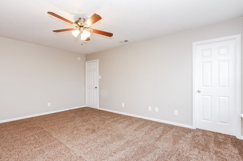 1,755/Mo, 3404 Summer Breeze Cir Indianapolis, IN 46239 Master Bedroom View 2