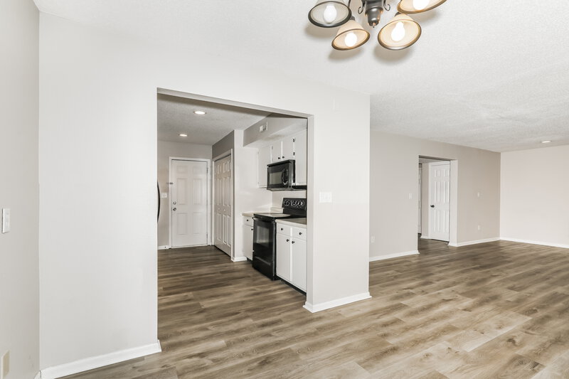 2,255/Mo, 17814 Gasparilla Ct Westfield, IN 46062 Dining Room View