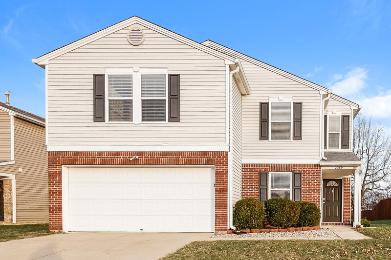 1,740/Mo, 2069 Prairie Sky Ln Greenwood, IN 46143 External View