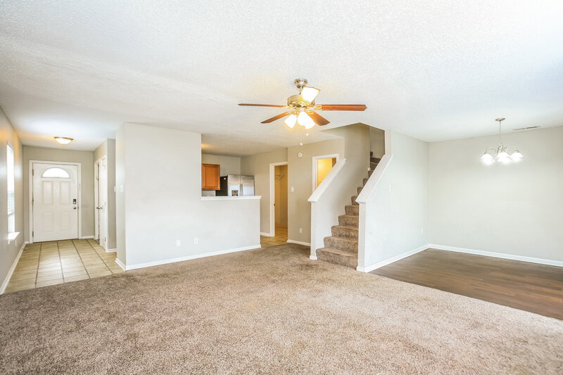 0/Mo, 10894 Glenayr Dr Camby, IN 46113 Living Room View