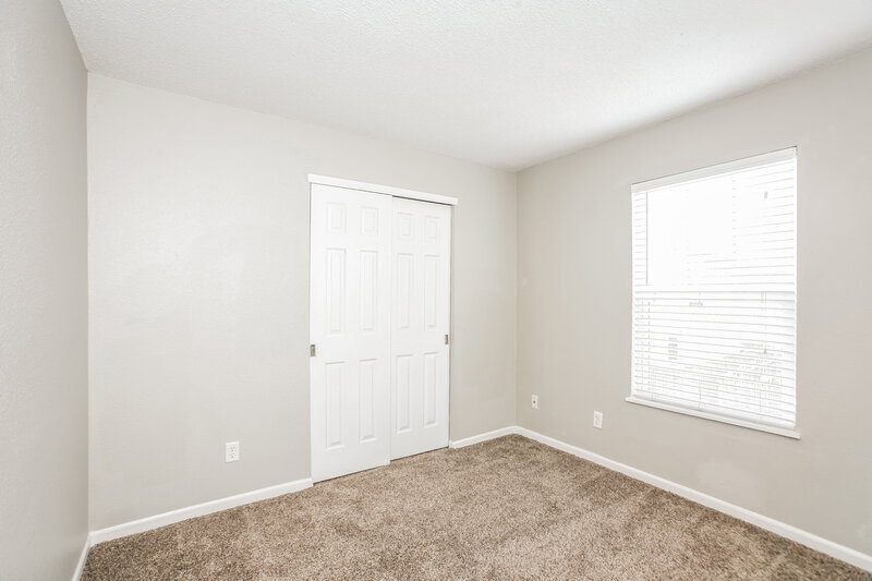 0/Mo, 10894 Glenayr Dr Camby, IN 46113 Bedroom View 3